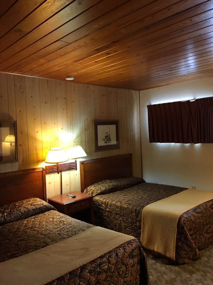 Love Hotels Western Holiday By Oyo At Harlan Lake Ne Alma Esterno foto
